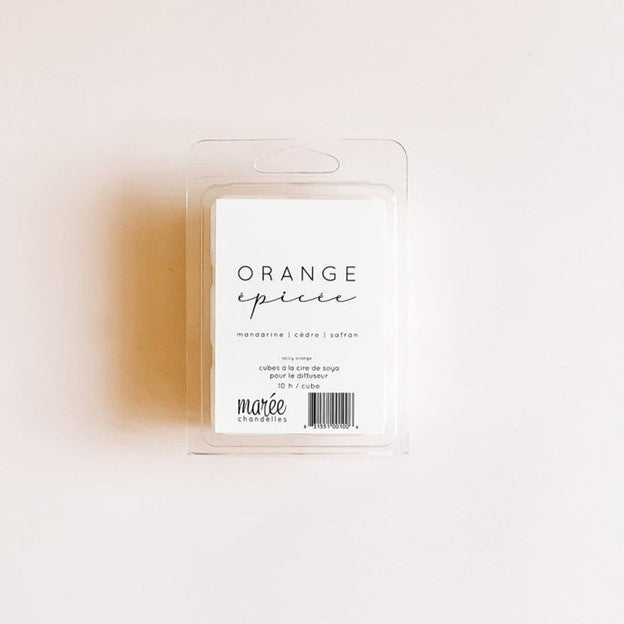 cubes de cire de soya orange épicée en paquet
