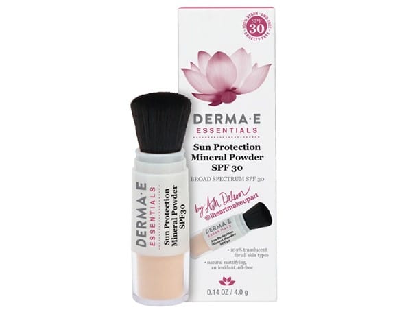 poudre minérale solaire Derma-E