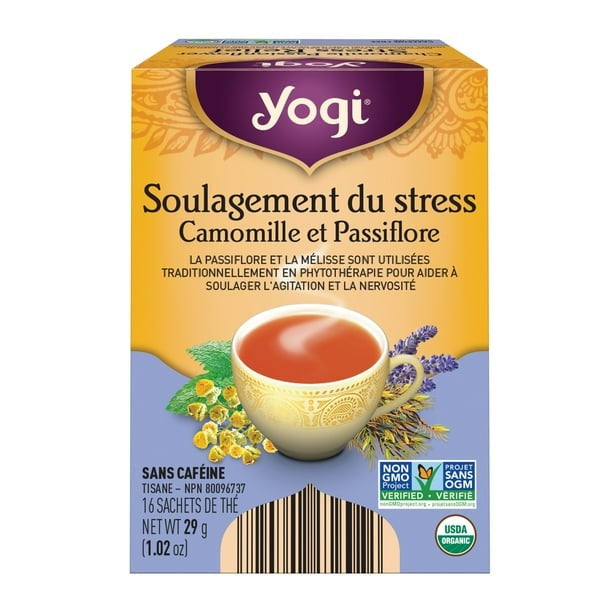 Sachet de thé Yogi Camomille Passiflore, une tisane apaisante aux plantes bio pour soulager l'anxiété et favoriser un meilleur sommeil.