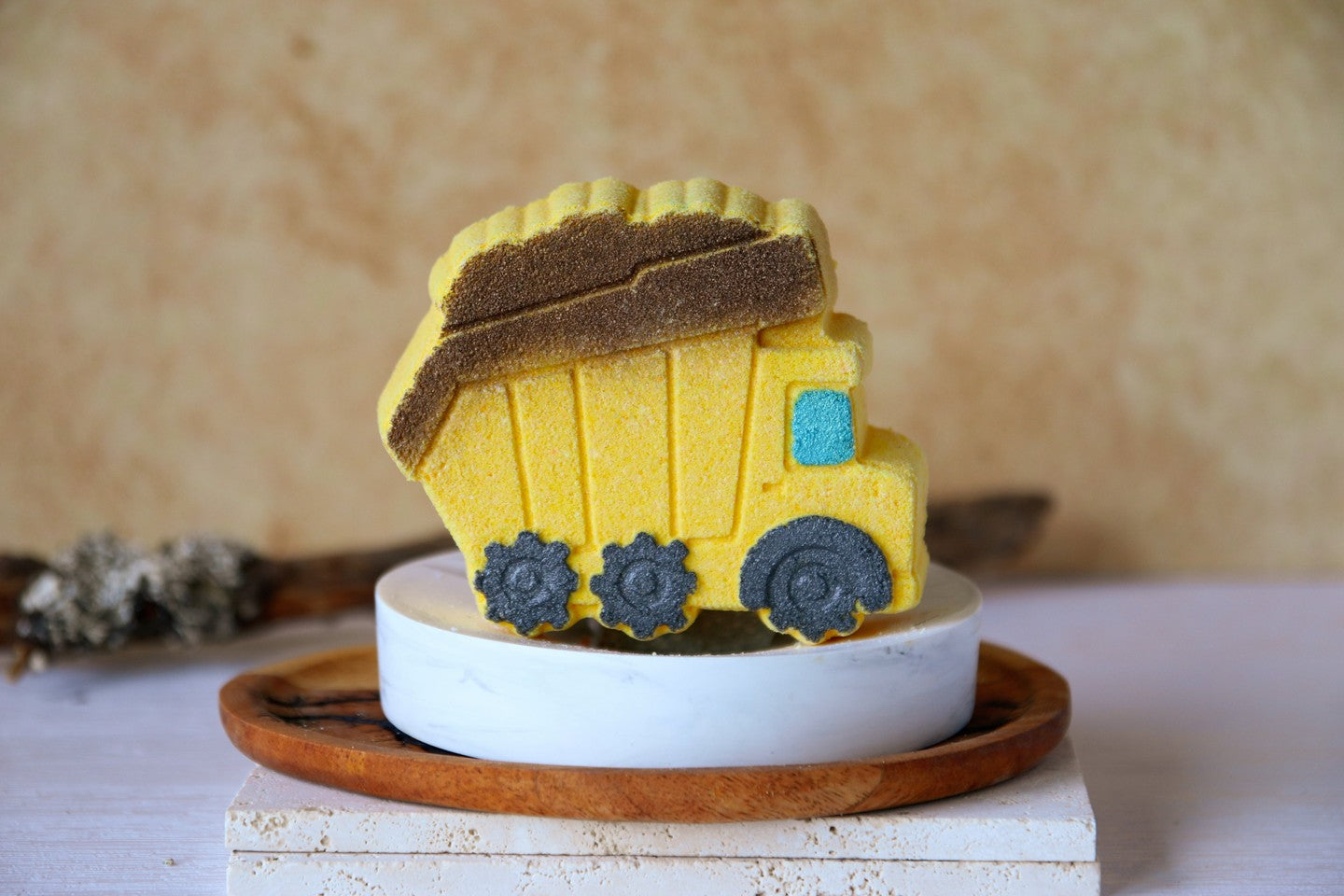 Bombe de bain - Camion Jaune - 160g - POUSSIÈRE D'ÉTOILE