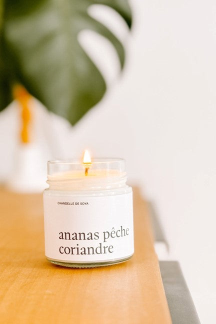 Chandelle ananas pêche coriandre 212 ml - MARÉE CHANDELLES